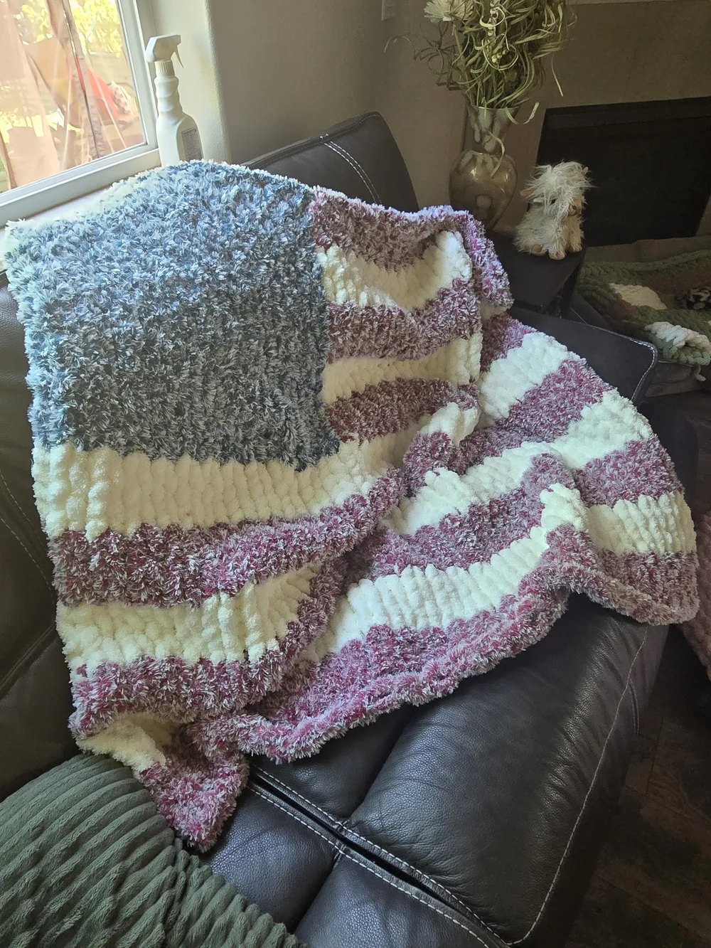 Hand Made Cozy Chenille Stripe Throw Blanket - Cream & Mauve